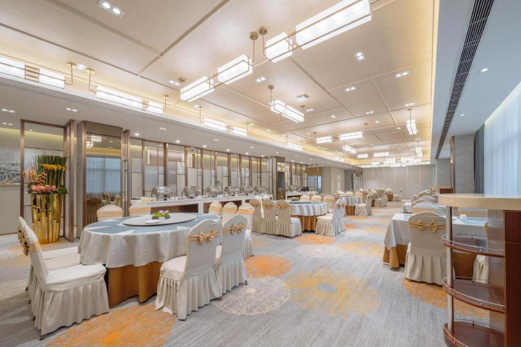 Cypress Garden Hotel Shanghai Exterior foto