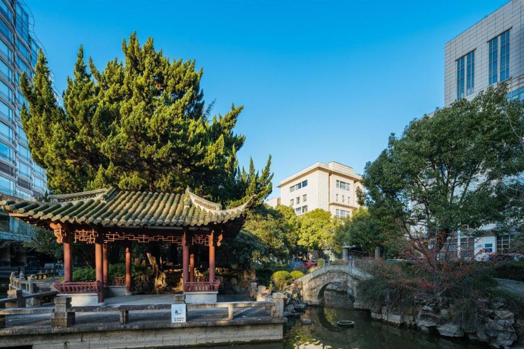 Cypress Garden Hotel Shanghai Exterior foto